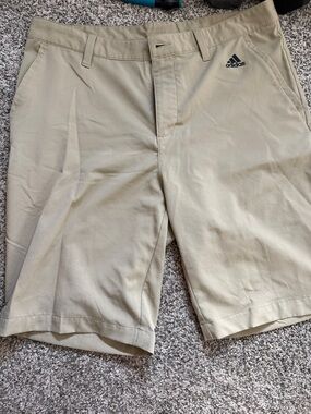 adidas Men’s Khaki Flat-Front Golf Shorts 32W
